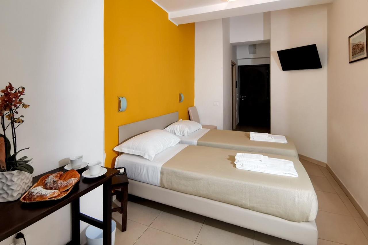 Hotel Poetto Cagliari Exteriör bild